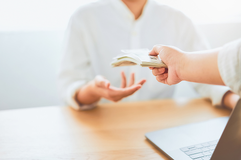 最後討論修改,支付尾款